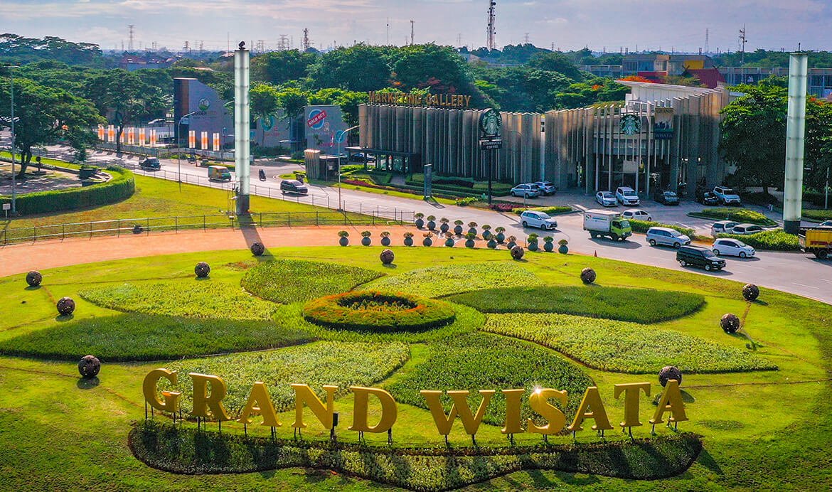Grand Wisata